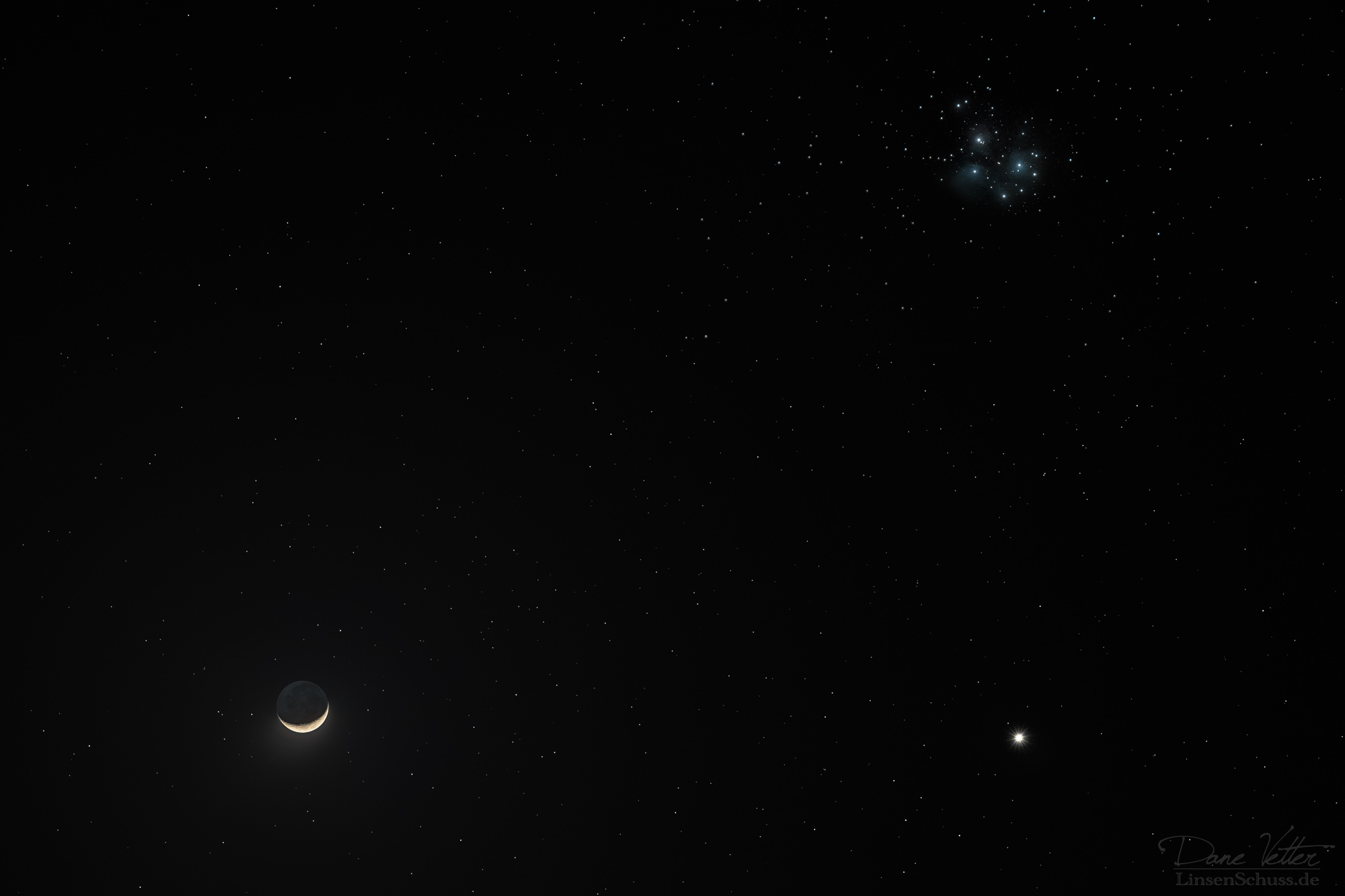 Das Dreieck am Nachthimmel